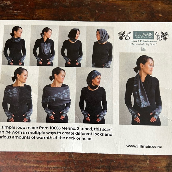 Merino wool poncho by Jill Main - Picture 5 of 7